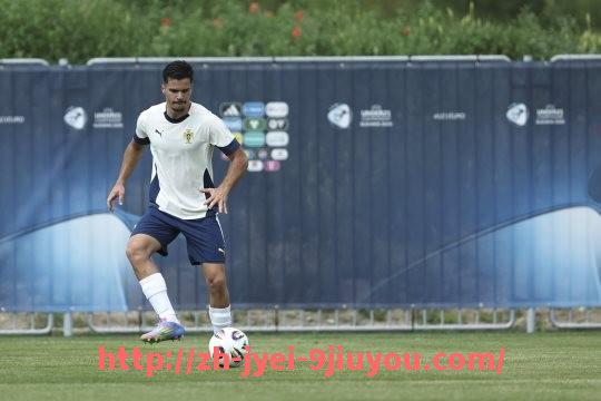 jiuyou九游娱乐-黄金一代谢幕之战 2005赛季意甲传奇球星终章回顾